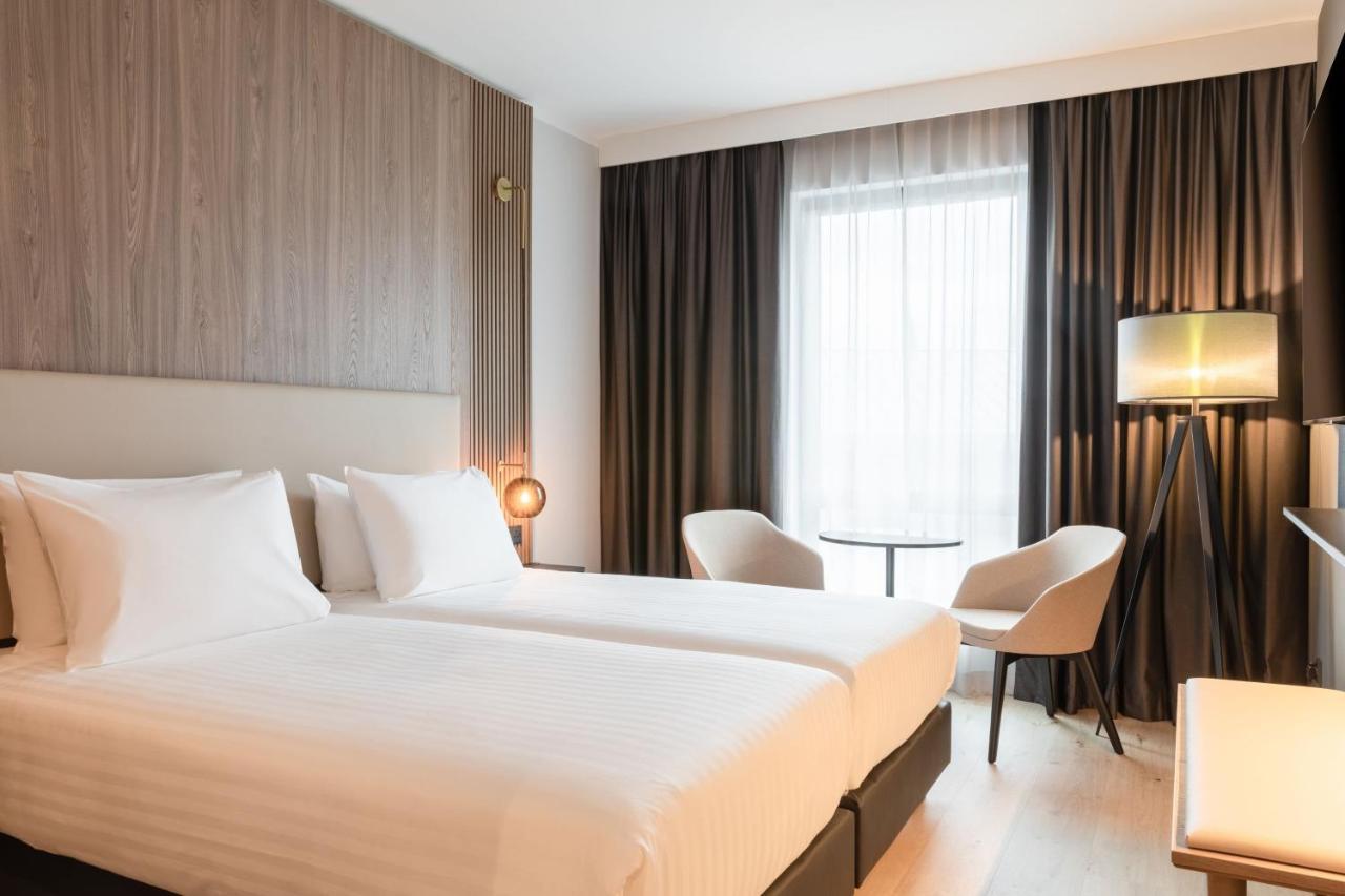 AC Hotel by Marriott Inverness Exteriör bild